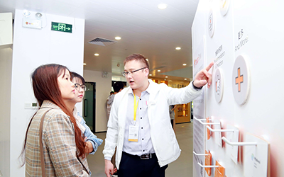 2 SEM and SEO optimizer team